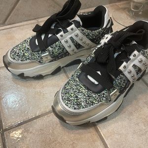 Kurt Geiger leather sneakers, brand new, size 9